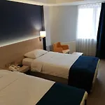 Piskin Ντενιζλί