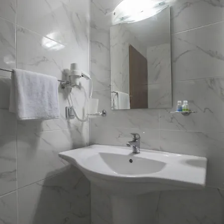 Piskin Hotel 3*