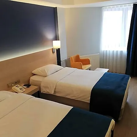 Hotel Piskin 3*